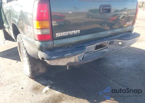 2003 GMC Sierra 1500 Sle z USA, uszkodzony, nr VIN 1GTEK19T83E375435